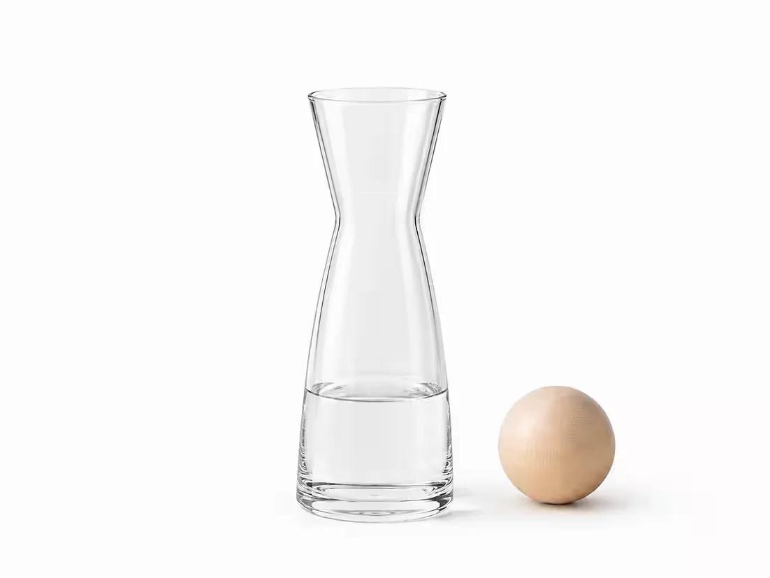 ZIRBENVIELFALT Wasserkaraffe 1L mit Zirbenkugel 7 cm