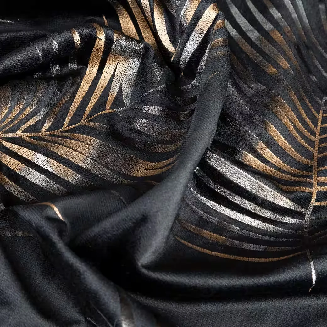 EUROFIRANY Velvet Samtvorhang mit goldenem Blättermuster